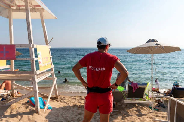 Everything You Need to Know about Lifeguard Training in Texas